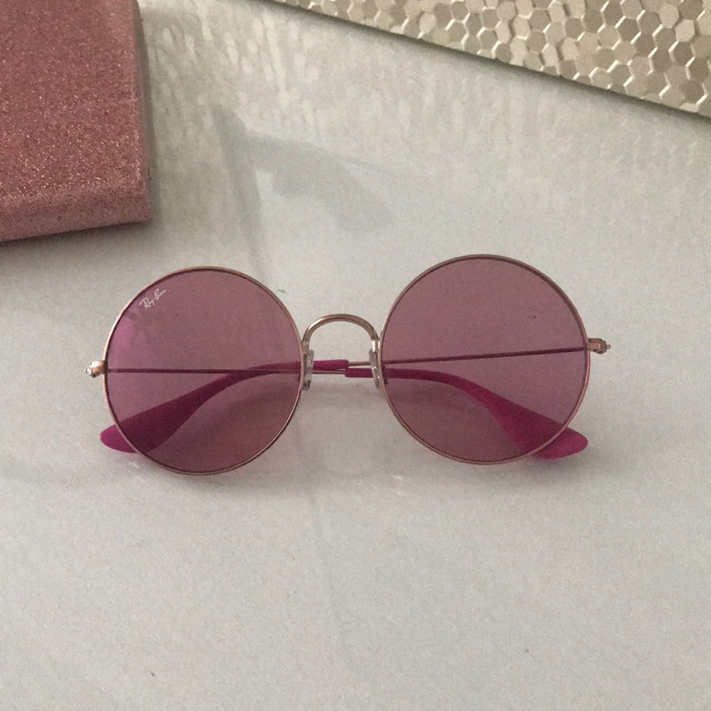 Pink Ray-Bans